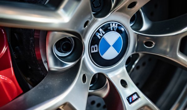Али Баба и BMW будут партнерами для создания искусственного интеллекта для автомобилей