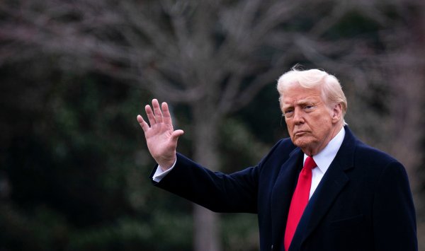 Трамп обещал американский бум. И теперь он добавляет, что это займет некоторое время