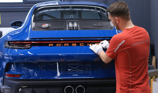Porsche некуда скрывать от новых обязанностей Трампа