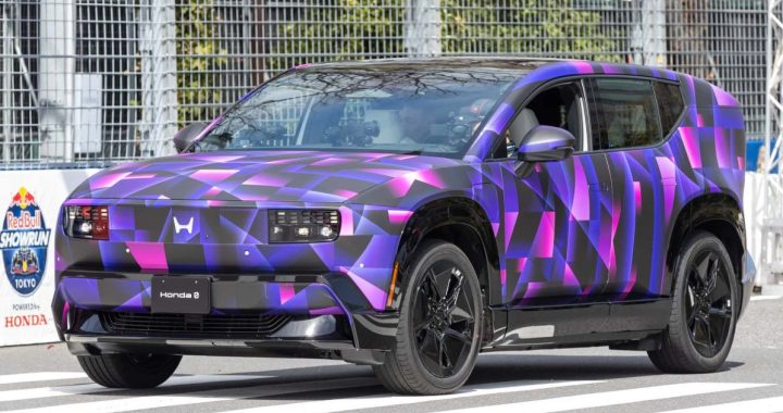 Макс Ферстапен управлял электрическим внедорожником Honda