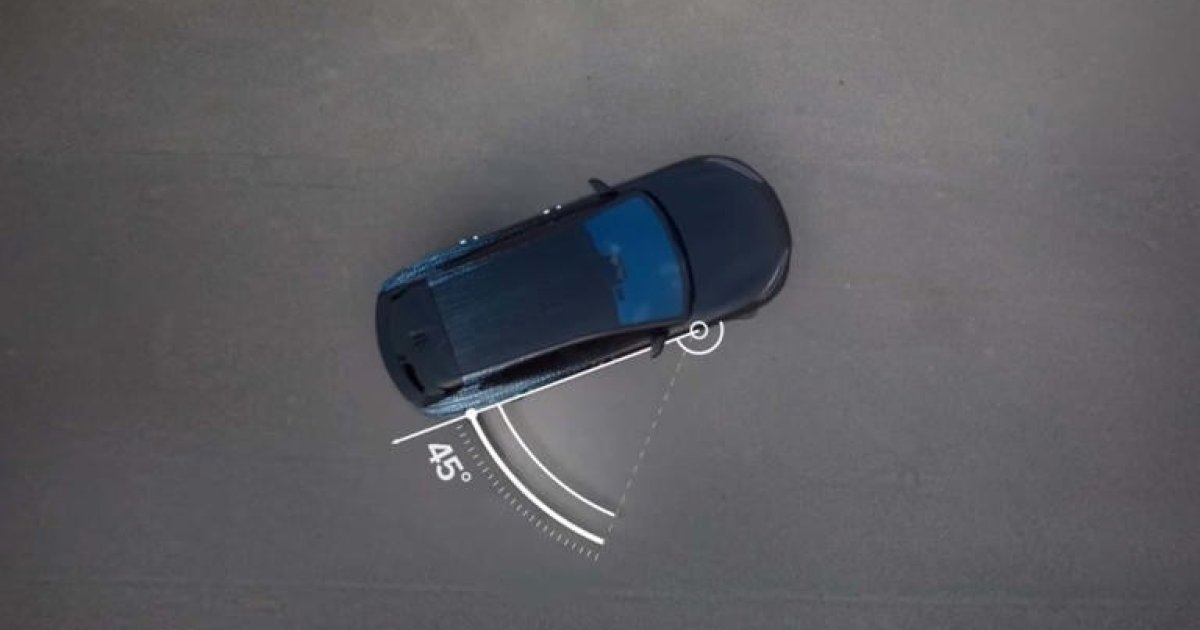 Посмотрите, как является новым китайским противником Porsche Taycan парковку