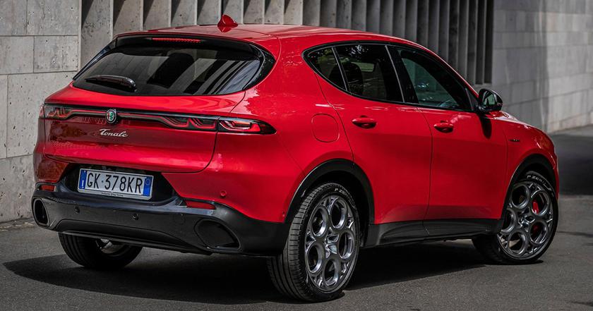 Stellantis отменяет почти 50 000 Alfa Romeo, Dodge и Maserati в США