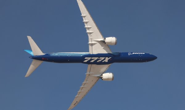 Китай запретил покупки самолета и части Boeing
