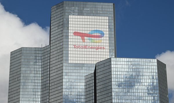 Две объявления нефтяных компаний рисуют границы «зеленого» мытья
