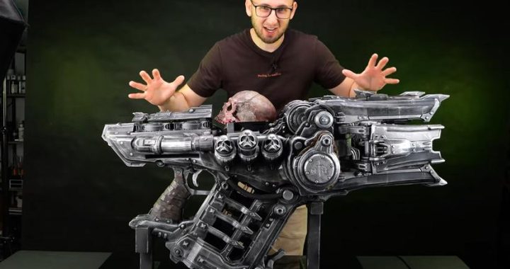 Вы еще не видели этого: Blogger создал жестокий компьютер в виде оружия Skullcrusher с Doom: темные века