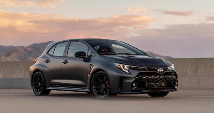 Toyota Boss: спортивные автомобили пахнут бензином и шумит!