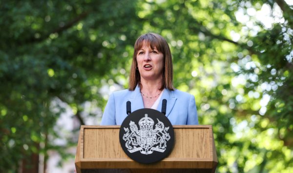 МВФ: Великобритания должна контролировать расходы, чтобы не вызвать аварию на рынке