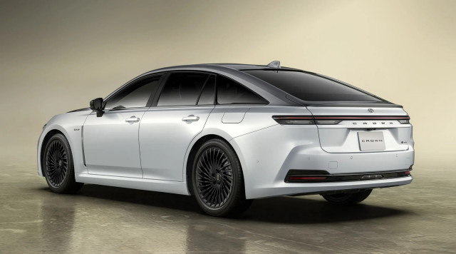 Toyota Crown Special Edition z 