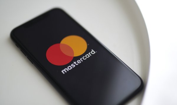MasterCard позволяет ИИ делать покупки в Интернете для вас