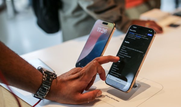 Apple отчаянно нуждается в помощи искусственного интеллекта, который ищет