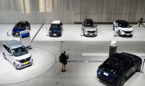 Nissan умирает и принимает глобализацию с самим собой