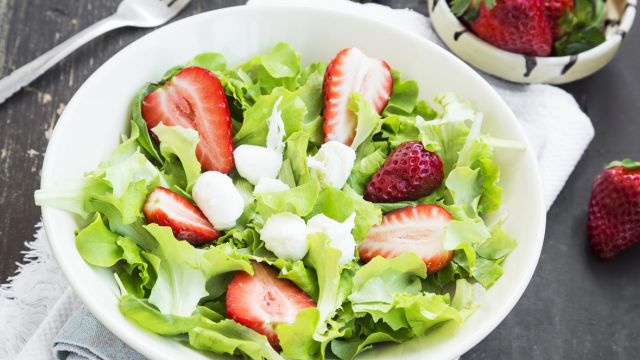 Каковы плохо промытые фрукты и овощи?