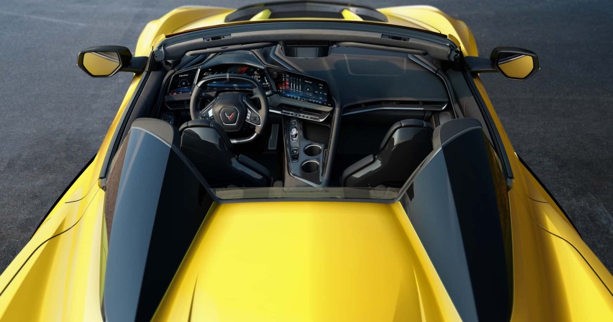 Chevrolet оставил новый Corvette без кнопок