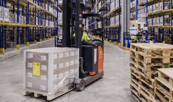 Частный сектор в области евро неожиданно сокращается в секторе услуг