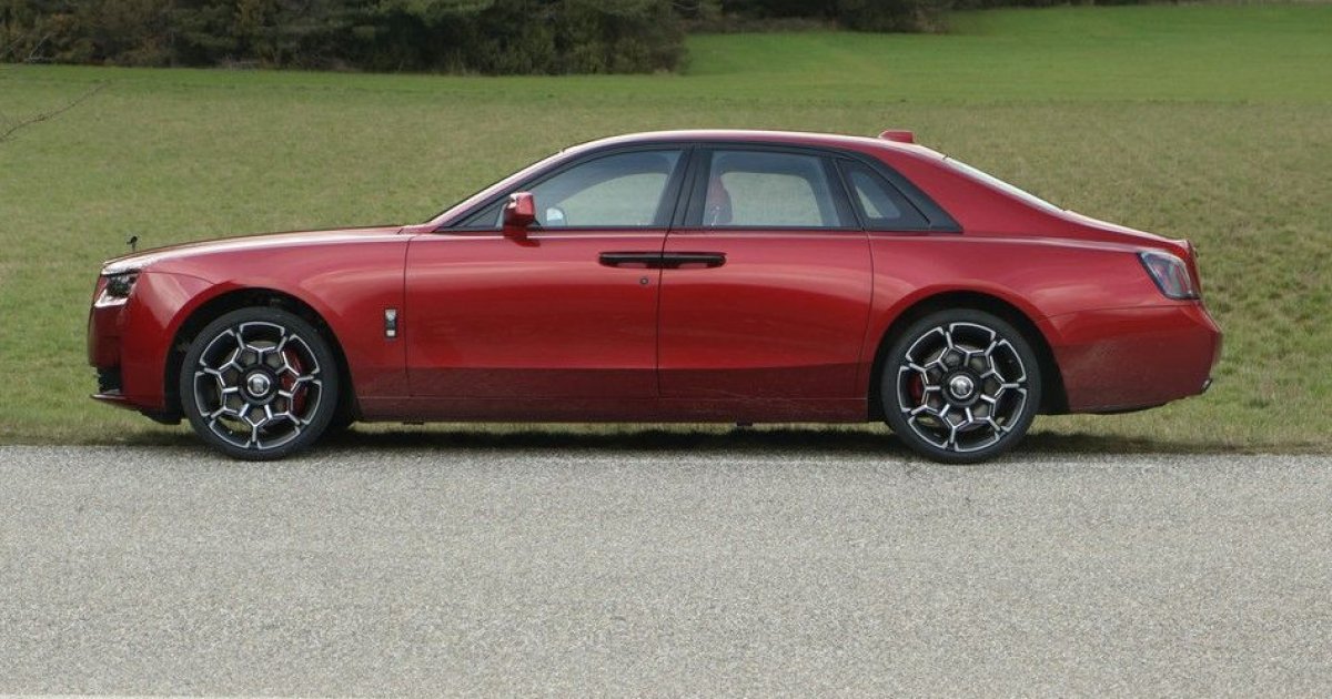 Вернуться к призраку: мы были новым призраком Rolls-Royce