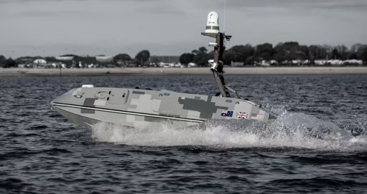 Британия продемонстрировала беспилотники, которые могут нести шоковые беспилотники