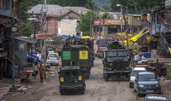 Индия удалила пакистанские беспилотники, Пакистан отрицал, что уволил их