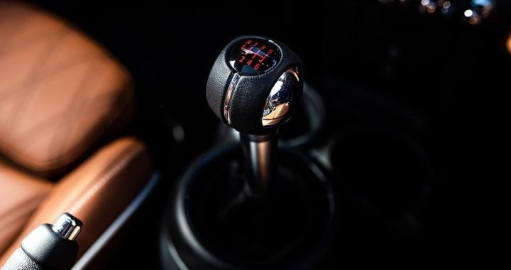 Наконец: Mini попрощался с ручными скоростями
