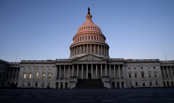 Новичок в счете Трампа и затрат в версии Сената