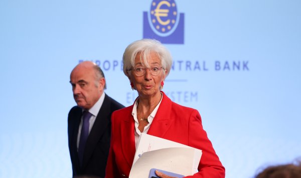 Лагард готовится к предстоящим битвам после того, как ЕЦБ достиг идеальной точки зрения