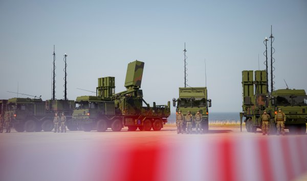 НАТО настаивает на пятипользовательном увеличении противовоздушной обороны в Европе