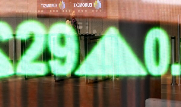 Азиатские акции были впервые оценены за четыре дня