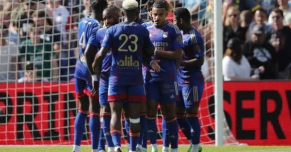 После выброса из лиги 1: босс Лиона с ключевым решением