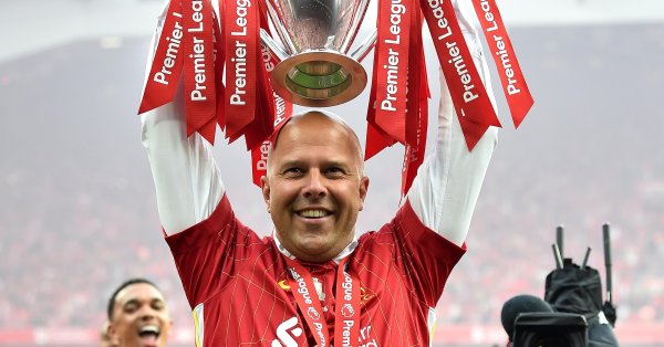 Стиви Дж с очень сильными словами для слота и Ливерпуля