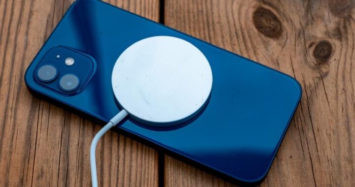 Для iPhone 17 может получить новую версию Apple Magsafe с беспроводной зарядкой 50 Вт.