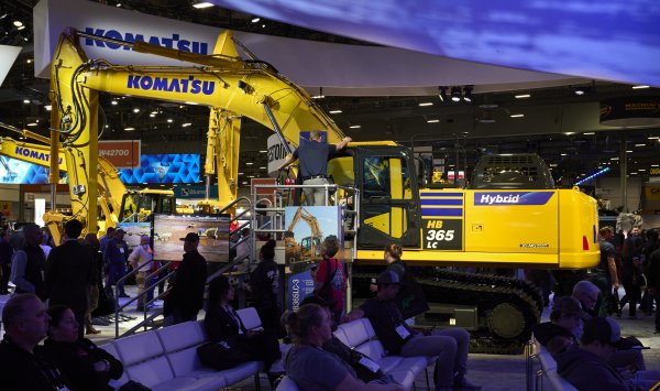 Электрические грузовики Китая построят города будущего