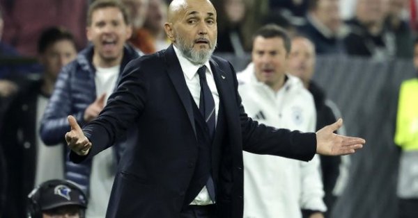 Спальета разочарована после их последнего матча во главе Италии