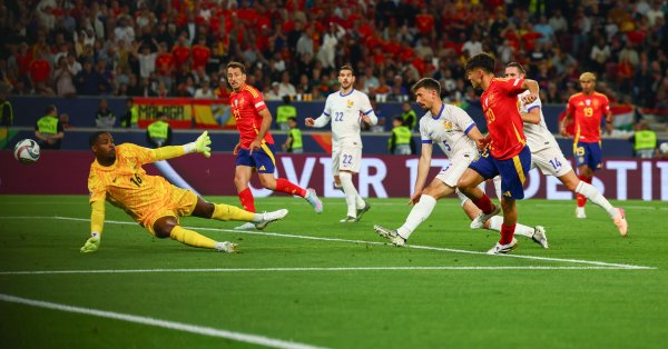 Кальпаво Грейтер объяснил, почему Испания качается 5 из «Петухов»