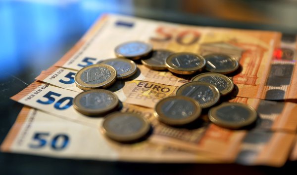 Что Европейский Союз принес в Европейский союз? Мы спросили экспертов