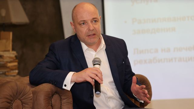 Только 13% болгар знают симптомы инсульта