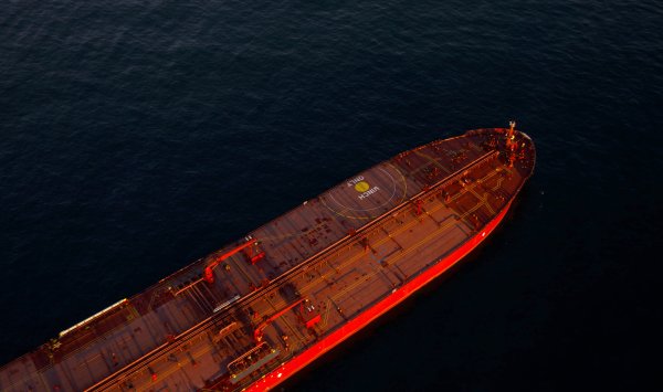Доставка на Ближнем Востоке находится в повышении тревоги после вмешательства США
