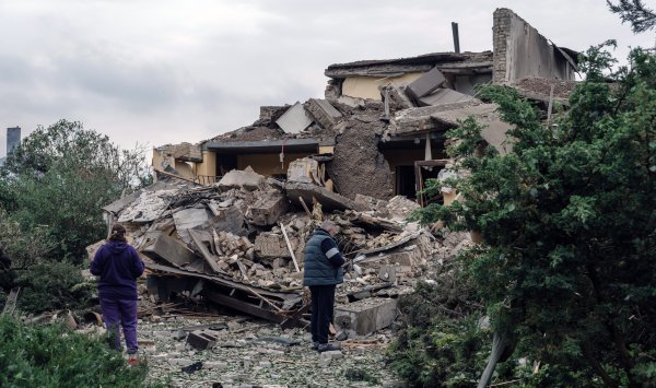 Переговоры между Россией и Украиной закончились поспешным обменом документов