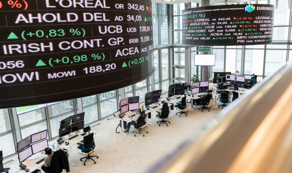 Европа доминирует на рынках, в то время как торговая война США поворачивается против них