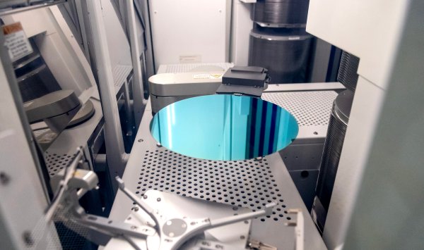 США рассмотрит субсидии для производителей чипов