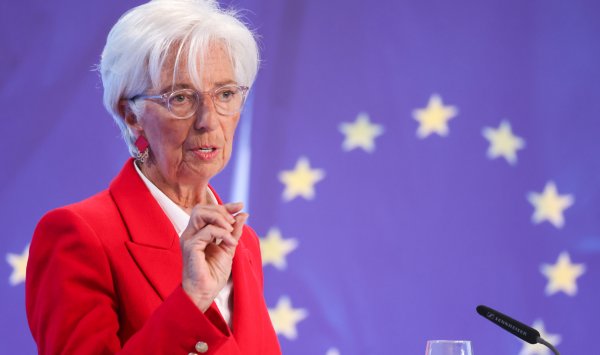 Насильственные торговые меры не работают в долгосрочной перспективе, предупредил Lagard