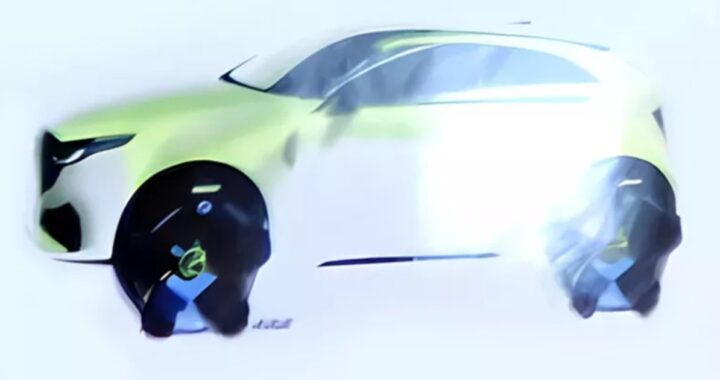 Mazda сдает CX-3, заменяет его CX-20