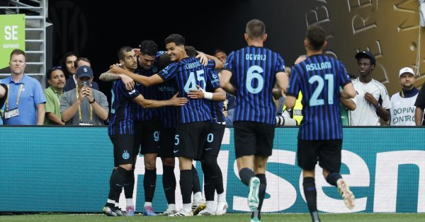 Inter Match с Fluminenze из -за грозы