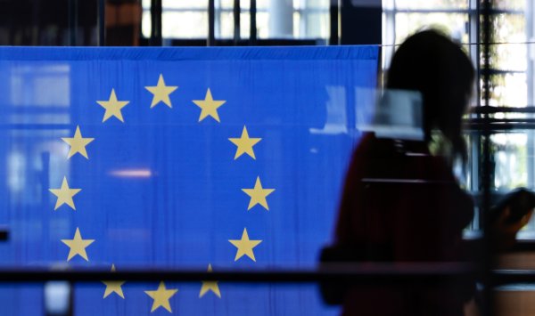 Поиск евро остается стабильным - борьба с долларом будет нелегкой