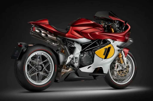 Superveloce 1000 назад