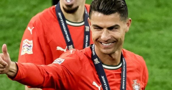 Ему все равно: и Роналду плюет в World Club