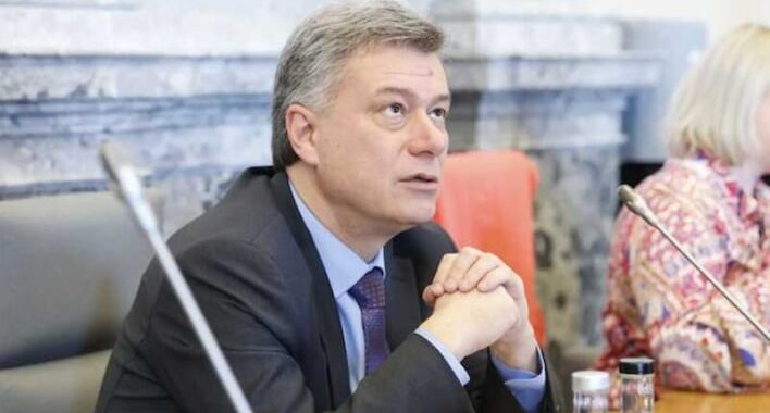 Министр юстиции Чехии подал в отставку из биткойнского подарка за 45 миллионов долларов