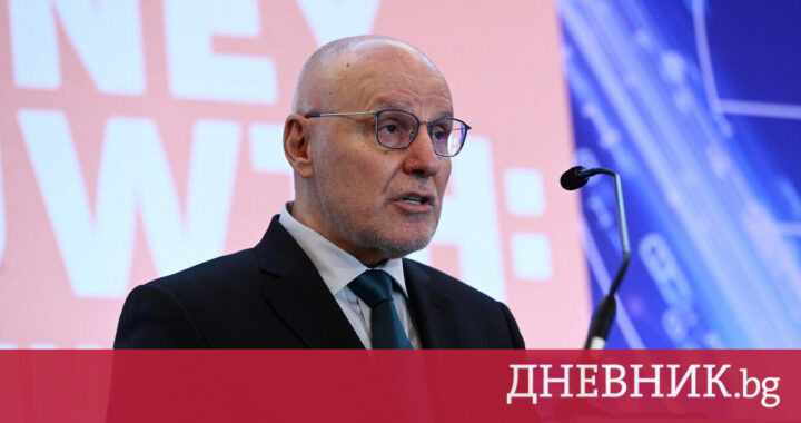 Губернатор BNB: Болгария принимает евро в геополитических рисках