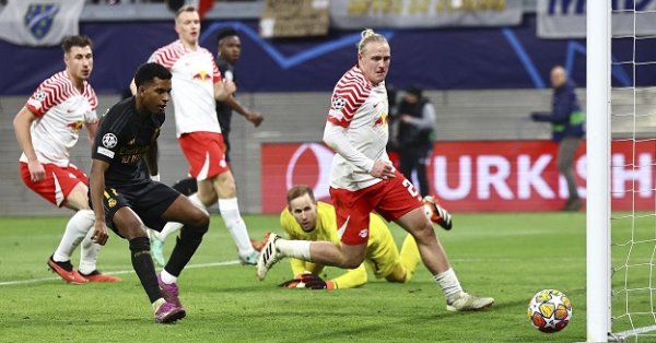 Настоящая звезда бежит в Арсенал