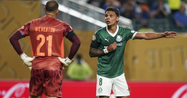 Рома спешит договориться о герои Palmeiras