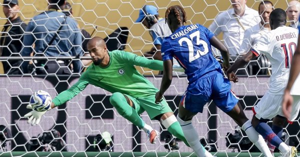 «Челси» отказался от вратаря Милана, поспорим на Санчеса