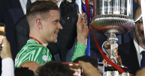 Тер Стеген больше не будет играть за Барку